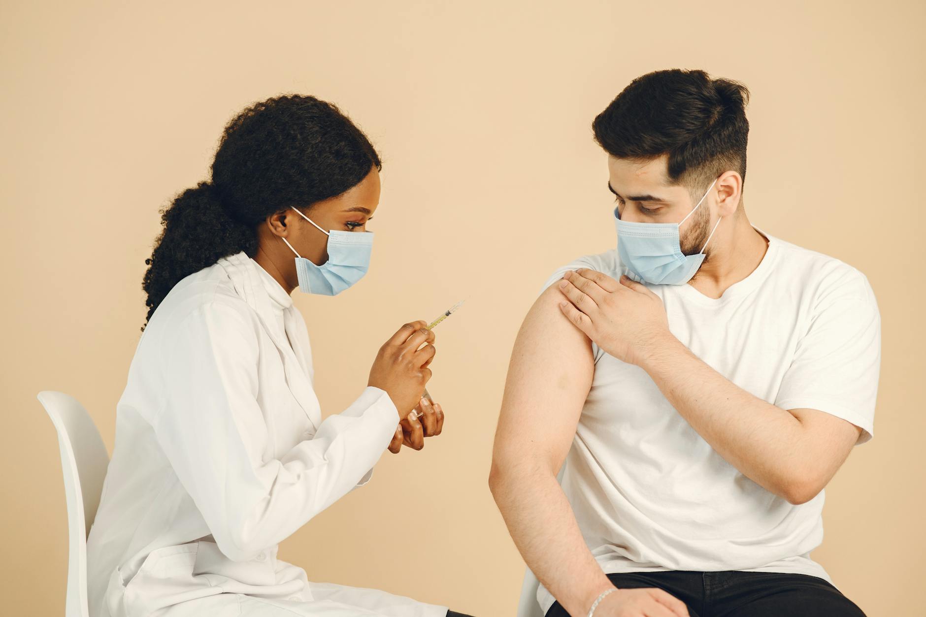 vaccination clinic public health workers